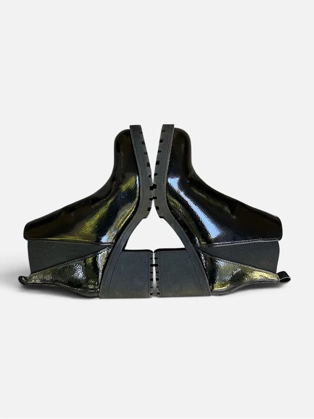 Dirty Laundry Patent Lita Chelsea Boot in Black Size US 5 1/2; EU 36